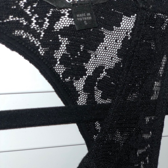 Guess lace top - Picture 4 of 4